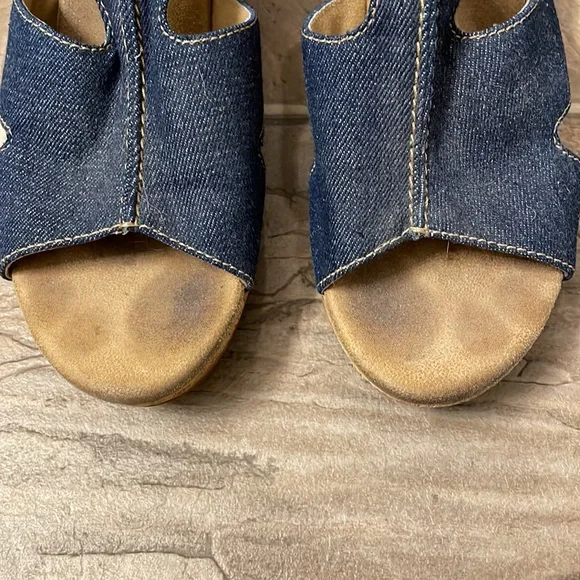 Clarks Denim Wedge Sandal - Picture 3 of 7